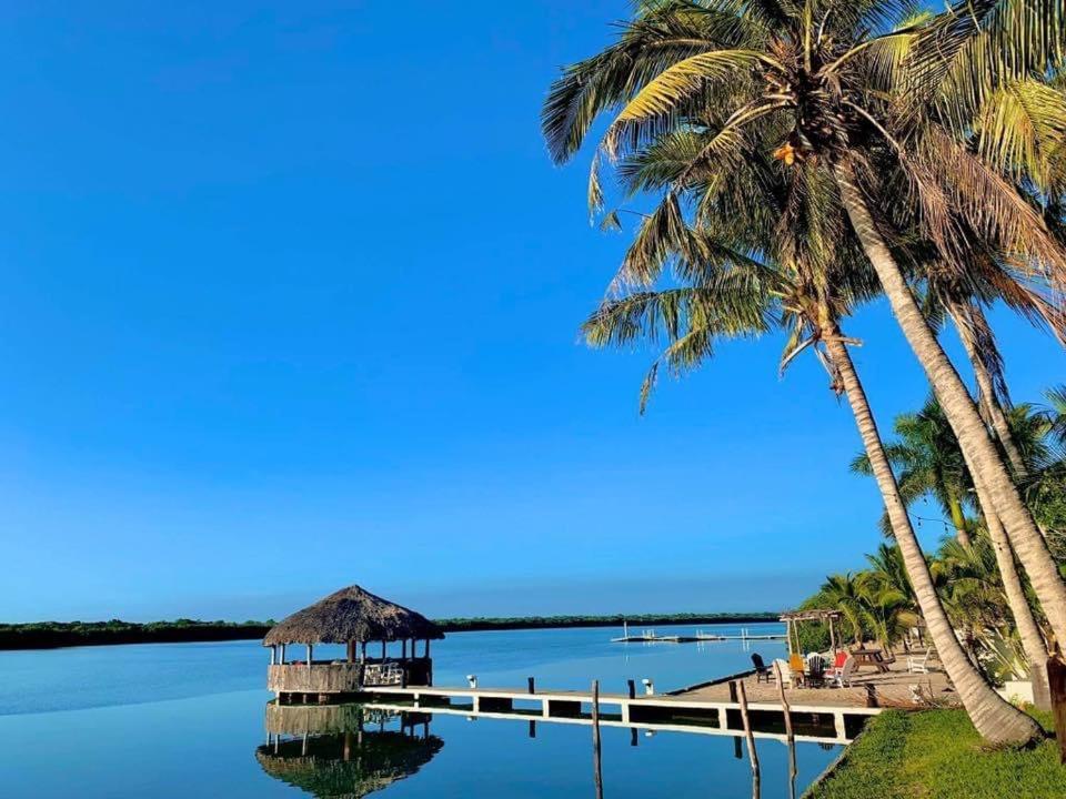 Hotel La Marina Del Rio La Pesca 外观 照片